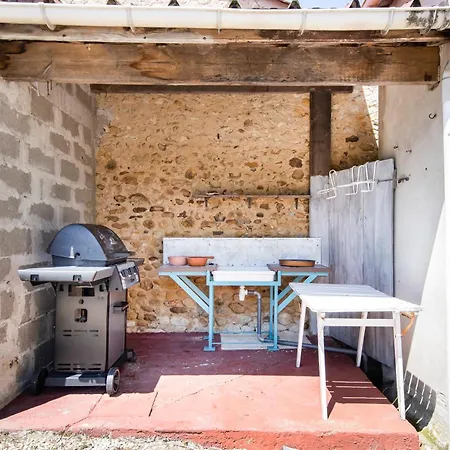 Holiday home Maison Place De L'eglise Vendays-Montalivet